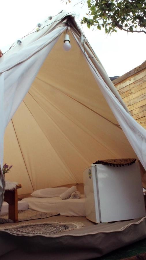 Queens Luxury Glamping Paleókasztro Kültér fotó
