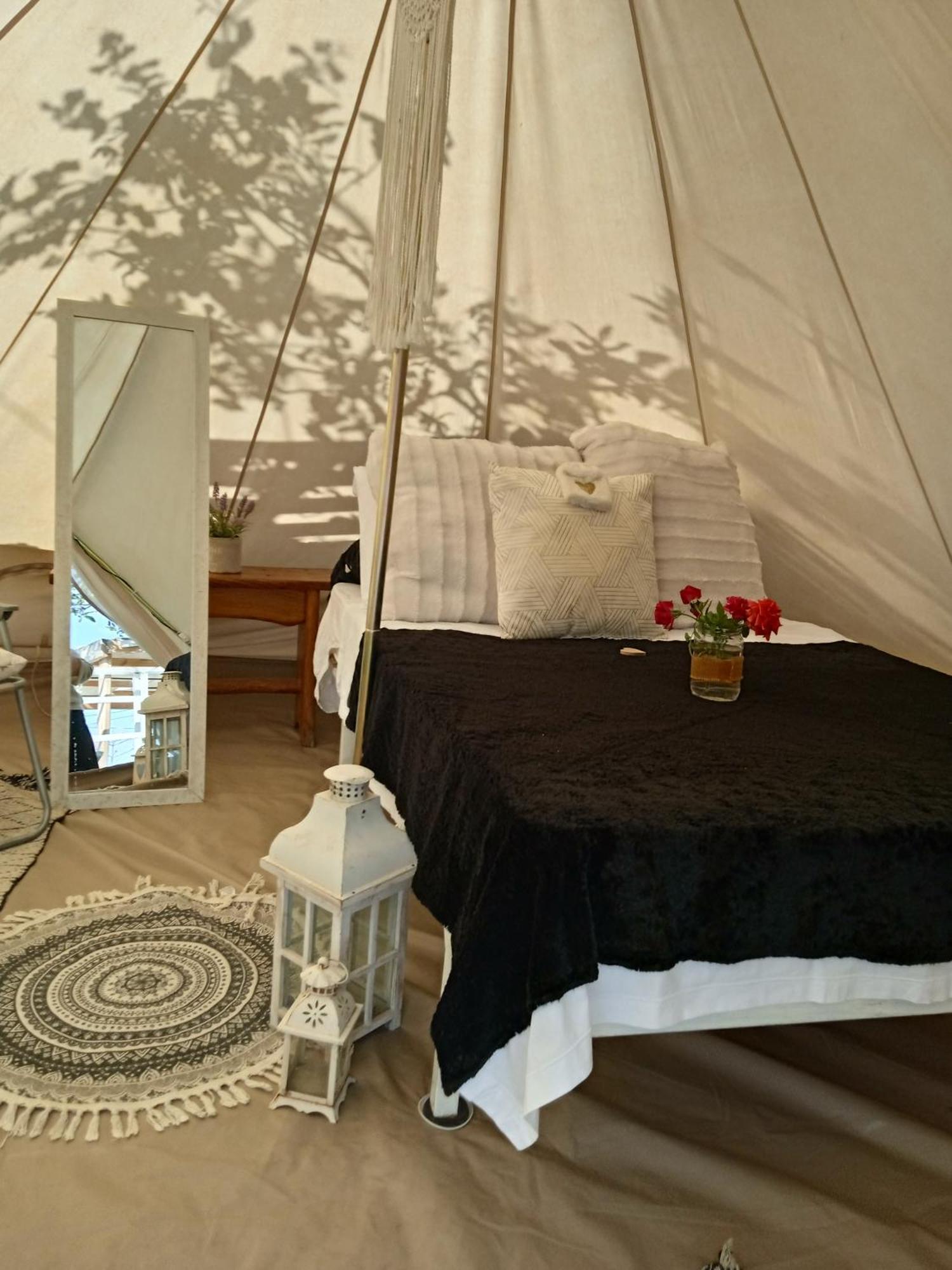 Queens Luxury Glamping Paleókasztro Kültér fotó