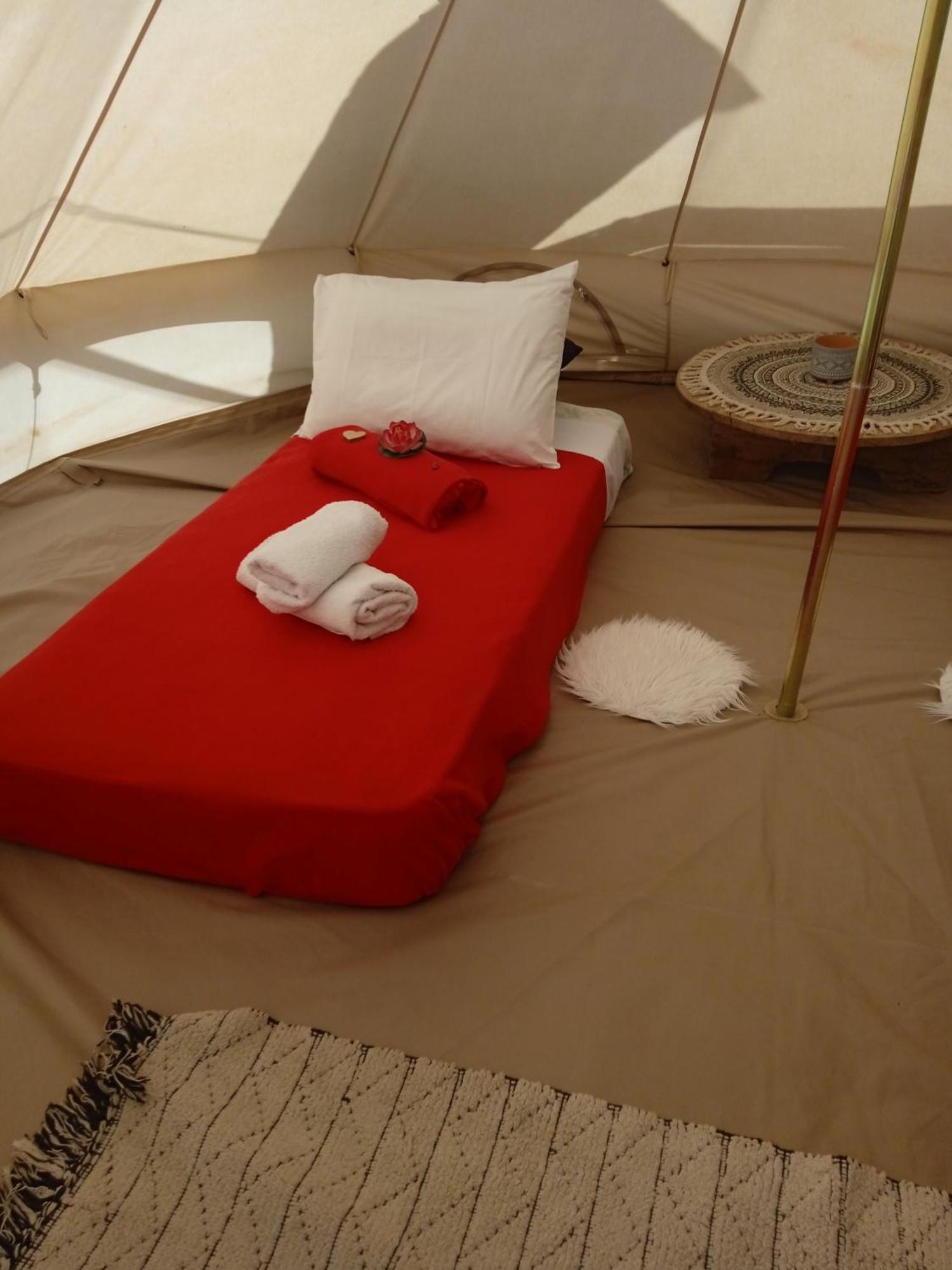 Queens Luxury Glamping Paleókasztro Kültér fotó
